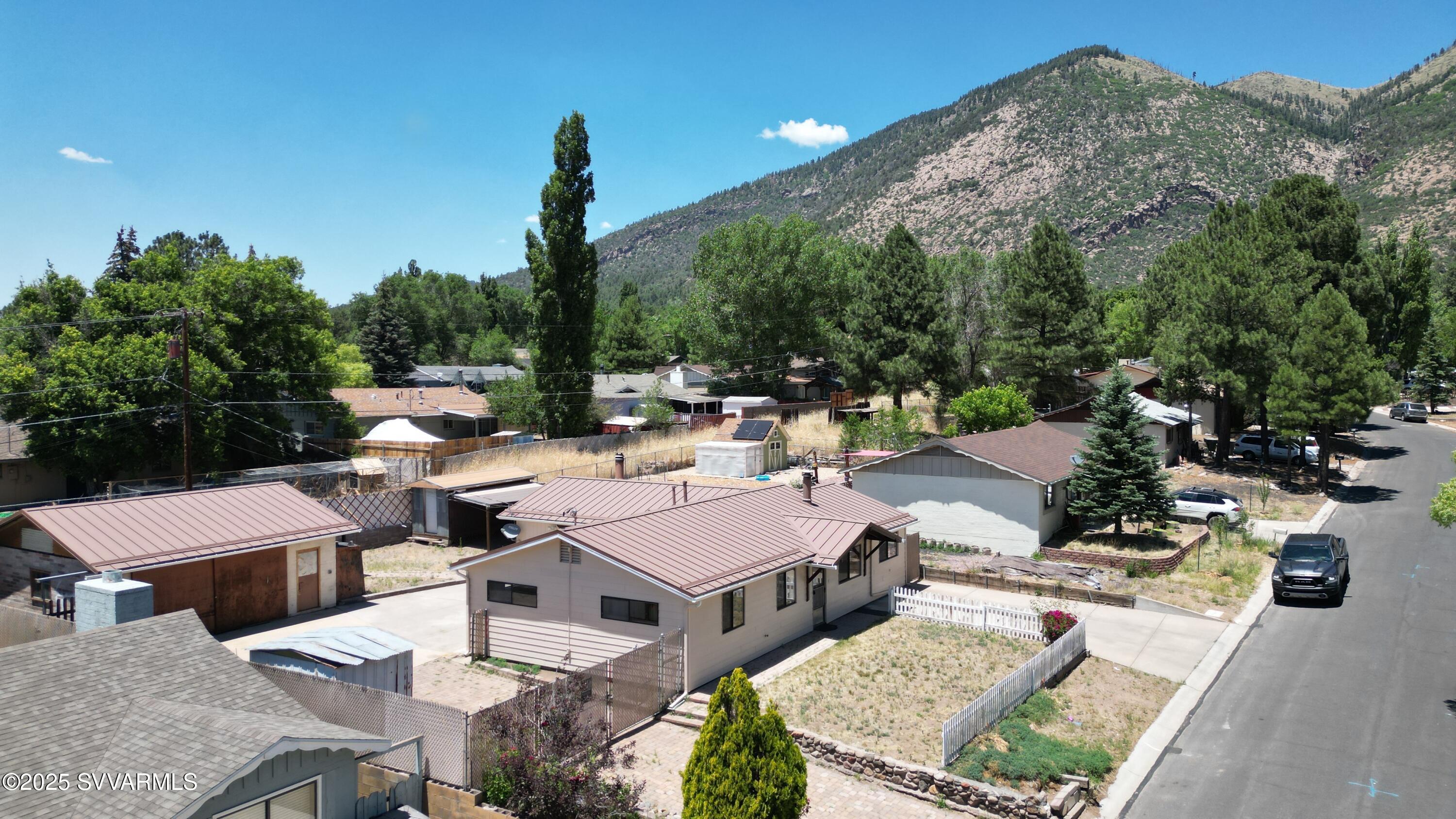 3219 North Manor Road Flagstaff, AZ 86004 - Photo 22 of 23 a picture of city view