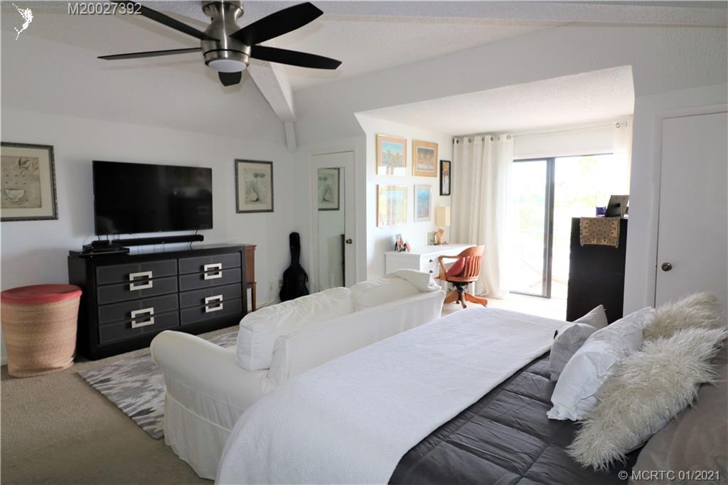 5715 Southeast Miles Grant Road Stuart, FL 34997 - Photo 15 of 24 Gallery Image 15