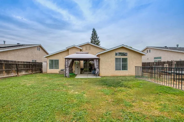 $420,000 | 2658 Santa Ana Avenue, Clovis, CA 93611