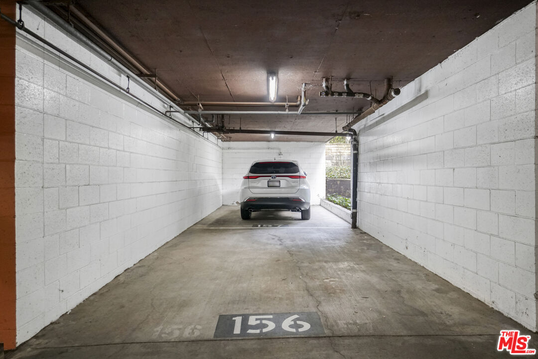 8707 Falmouth Avenue, Unit 101 Playa del Rey, CA 90293 - Photo 30 of 38