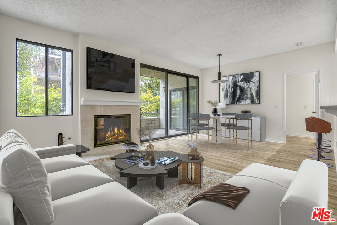 8707 Falmouth Avenue, Unit 101 Playa del Rey, CA 90293 - Photo 4 of 38