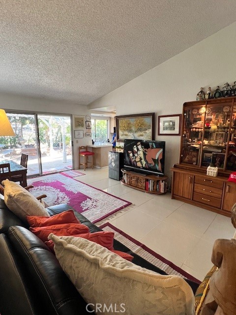 1455 Cresta Road Corona, CA 92879 - Photo 13 of 31