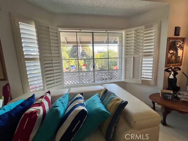 1455 Cresta Road Corona, CA 92879 - Photo 8 of 31 Bay Window looking into the covered patio and private garden