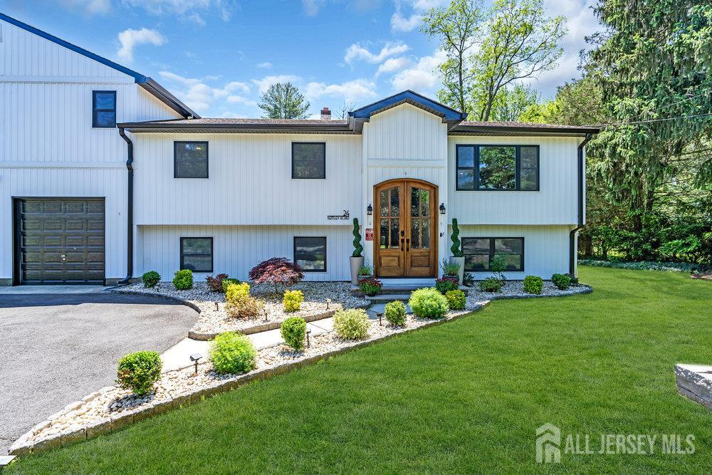24 Bentley Road Monroe Township, NJ 08831 - Photo 12 of 62 Gallery Image 12