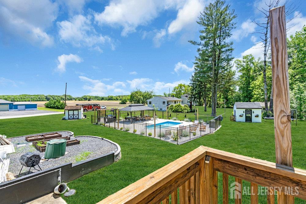24 Bentley Road Monroe Township, NJ 08831 - Photo 57 of 62 Gallery Image 57