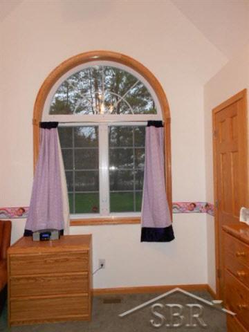 11366 Sarle Road Freeland, MI 48623 - Photo 6 of 14 20091666-5.JPG
