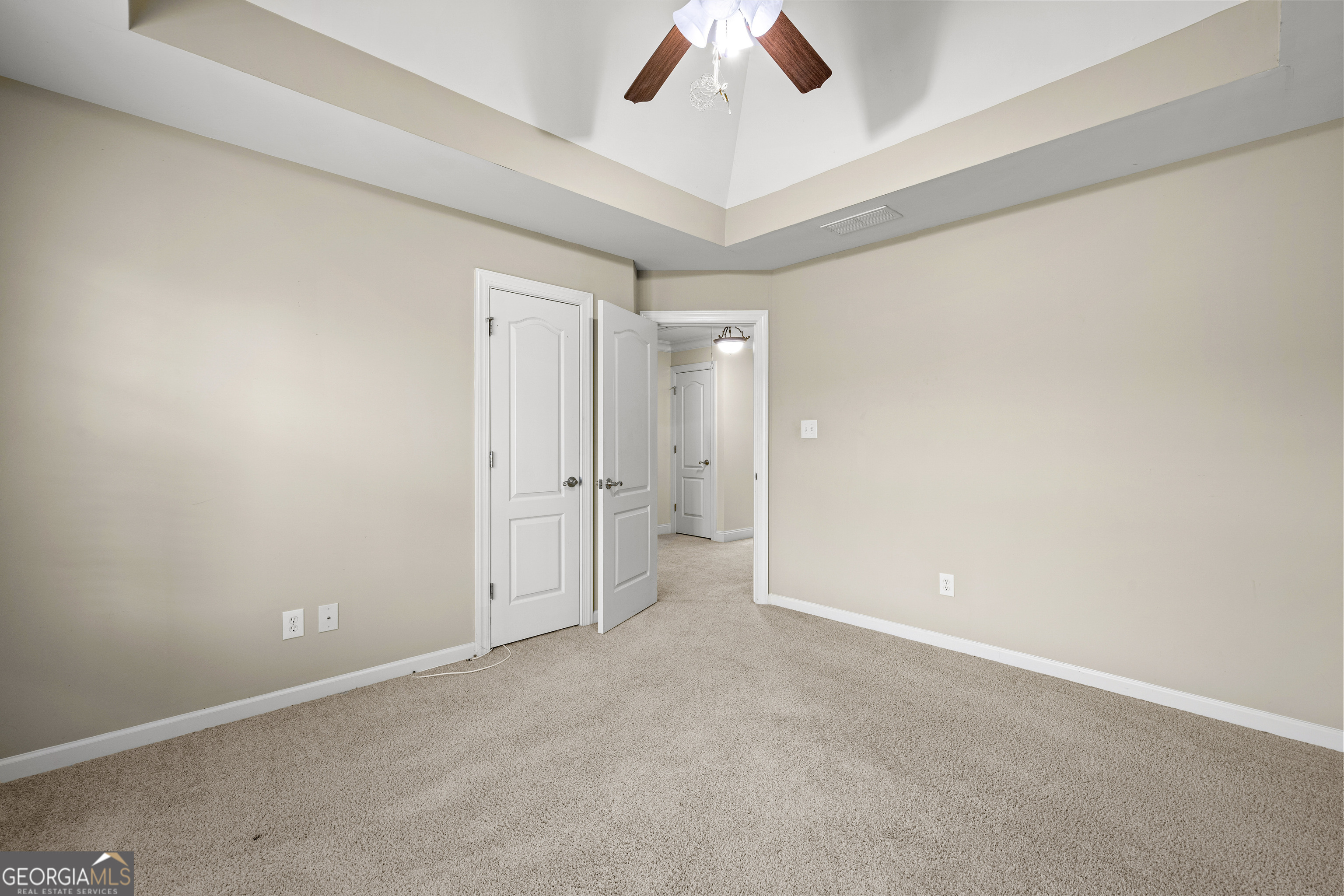 120 Shankhill Ridge Tyrone, GA 30290 - Photo 38 of 54 an empty room with a empty space and a ceiling fan