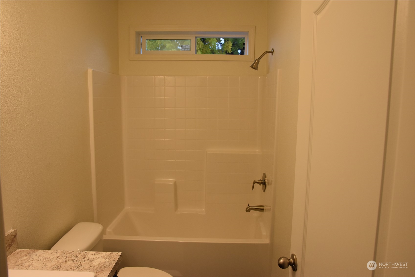 4322 Ocean Beach Highway Longview, WA 98632 - Photo 14 of 19 a bathroom with a shower