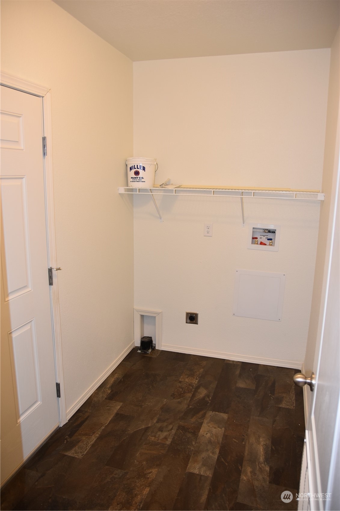 4322 Ocean Beach Highway Longview, WA 98632 - Photo 16 of 19 a view of small space