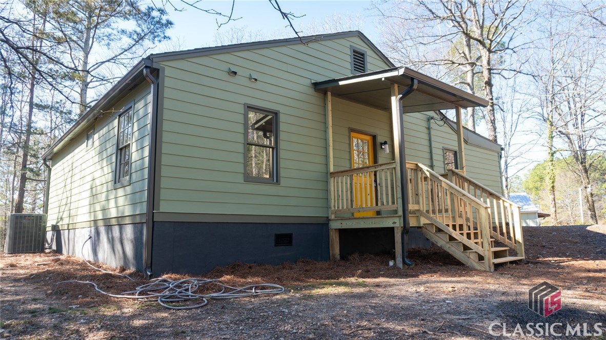 136 Mitchell Farm Road Colbert, GA 30628 - Photo 29 of 38 Side