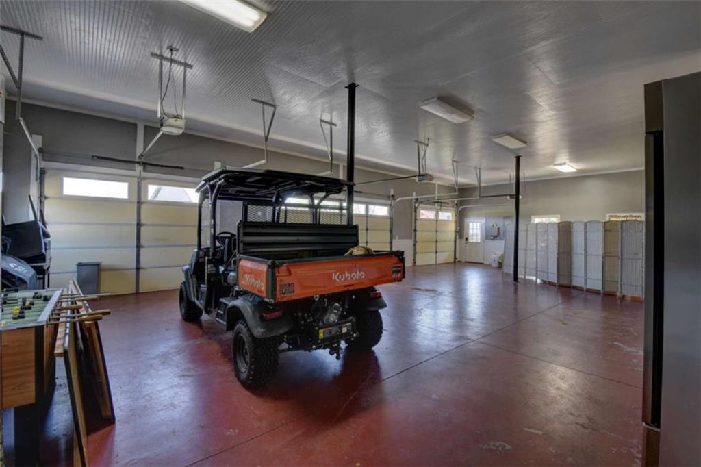 7527 Highway 326 Commerce, GA 30530 - Photo 51 of 57 a view of a room with gym equipment