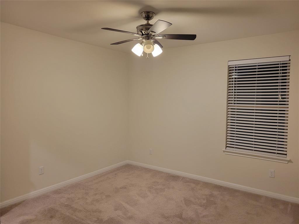 214 Diamond Point Drive Dripping Springs, TX 78620 - Photo 11 of 32