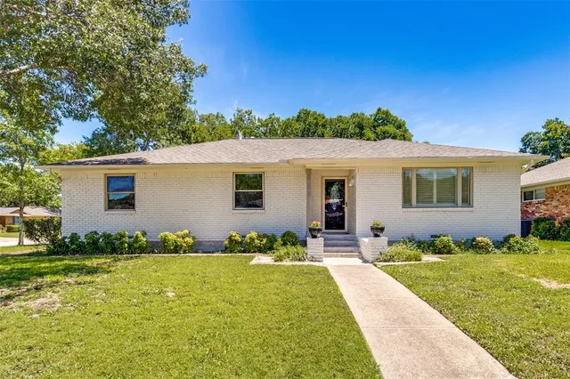 $499,000 | 8494 Swift Avenue, Dallas, TX 75228