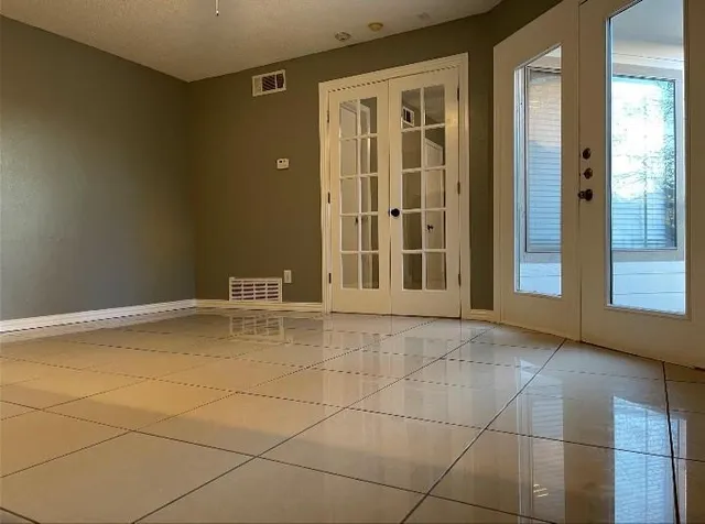 a view of a livingroom with a patio