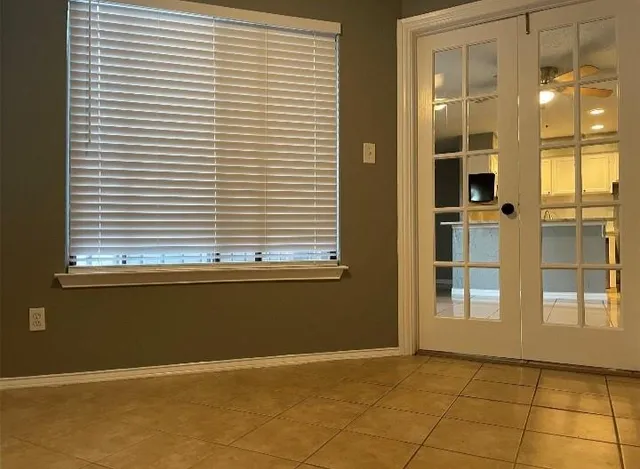 an empty room with window