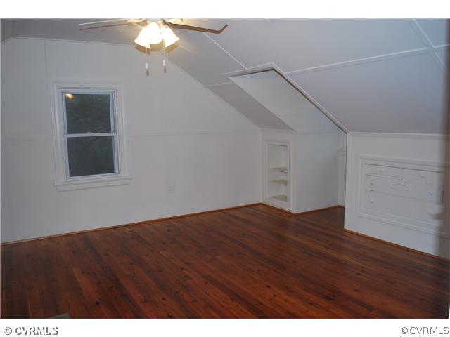 9400 Staples Mill Road Glen Allen, VA 23060 - Photo 11 of 15 Bedroom - 2nd level bedroom - refnished hardwood f