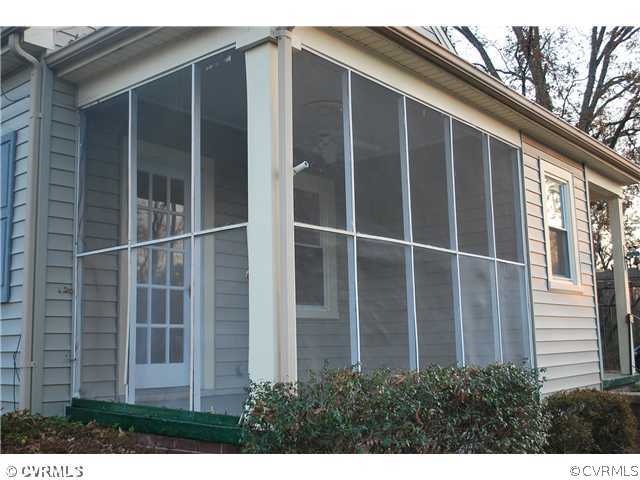 9400 Staples Mill Road Glen Allen, VA 23060 - Photo 3 of 15 Porch