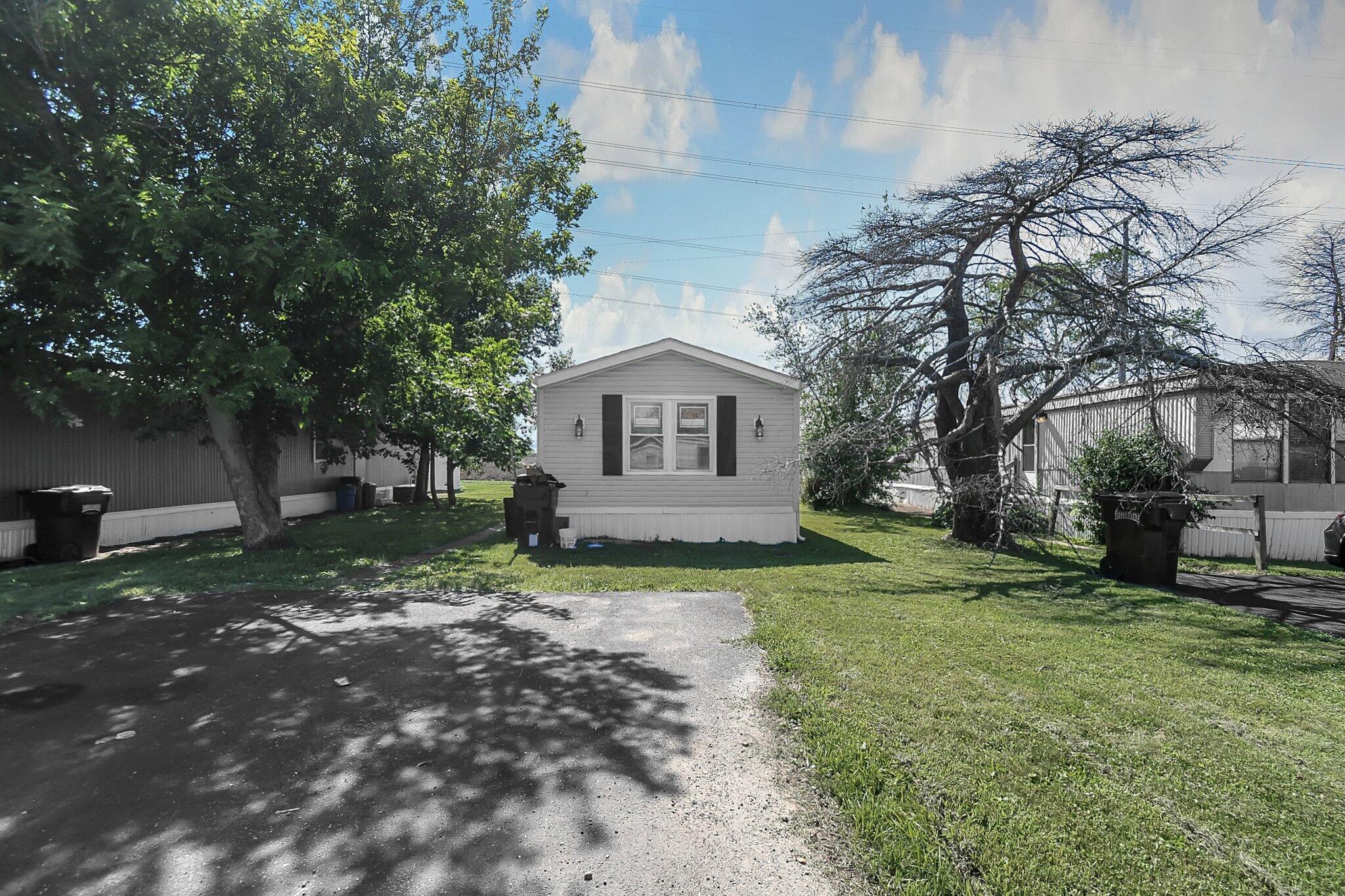 8764 National Road Southwest, Unit LOT 46 Etna, OH 43062 - Photo 2 of 19 Driveway