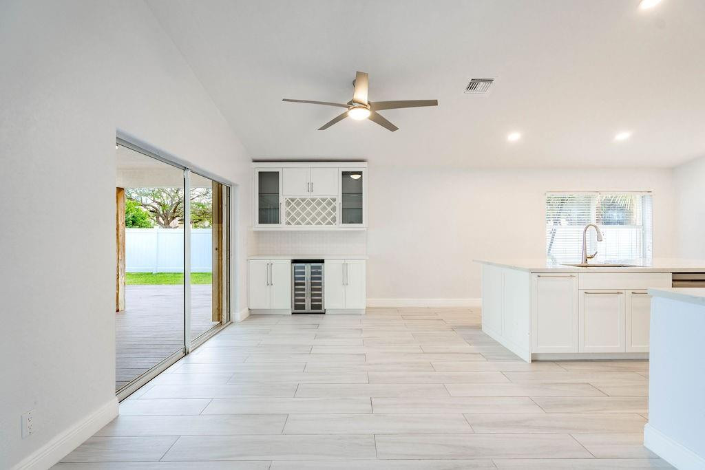 3955 Sabal Lakes Road Delray Beach, FL 33445 - Photo 12 of 37 Photo 12