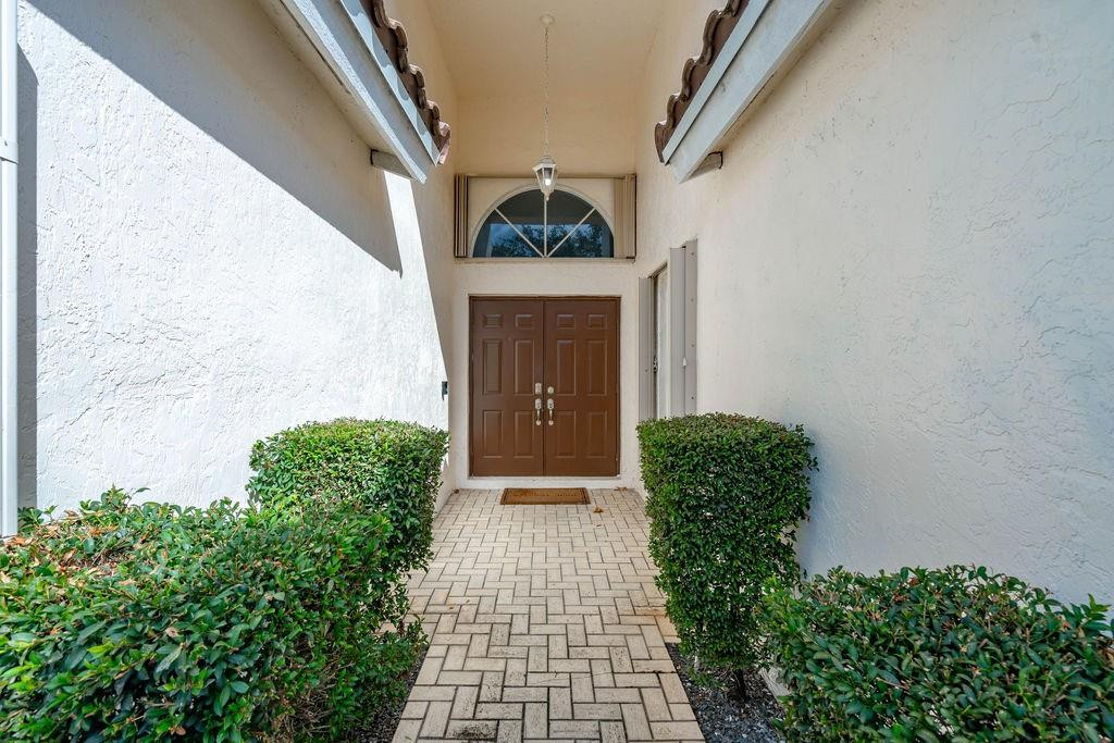 3955 Sabal Lakes Road Delray Beach, FL 33445 - Photo 4 of 37 Photo 4