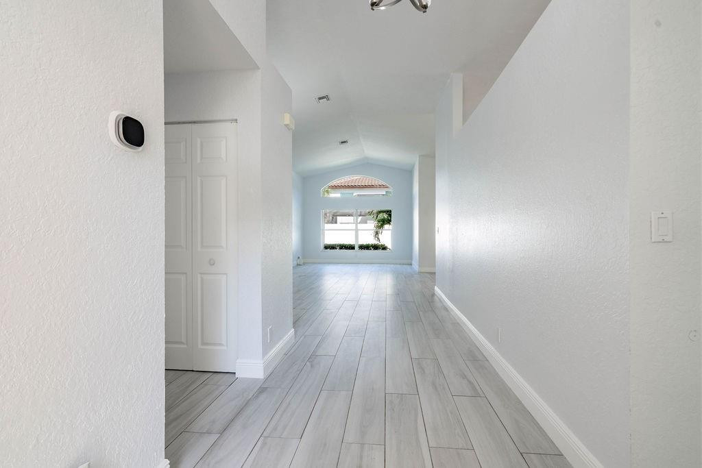 3955 Sabal Lakes Road Delray Beach, FL 33445 - Photo 5 of 37 Photo 5
