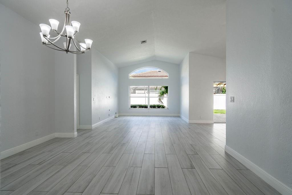 3955 Sabal Lakes Road Delray Beach, FL 33445 - Photo 8 of 37 Photo 8
