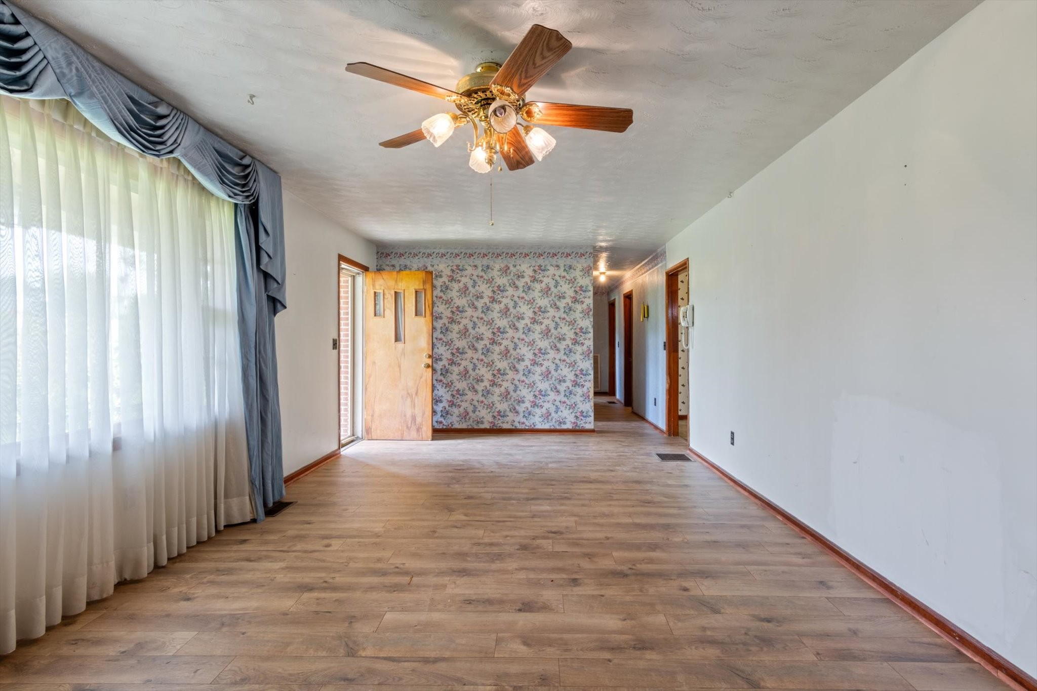 5429 Baxter Road Baxter, TN 38544 - Photo 3 of 36 a view of an empty room with a window
