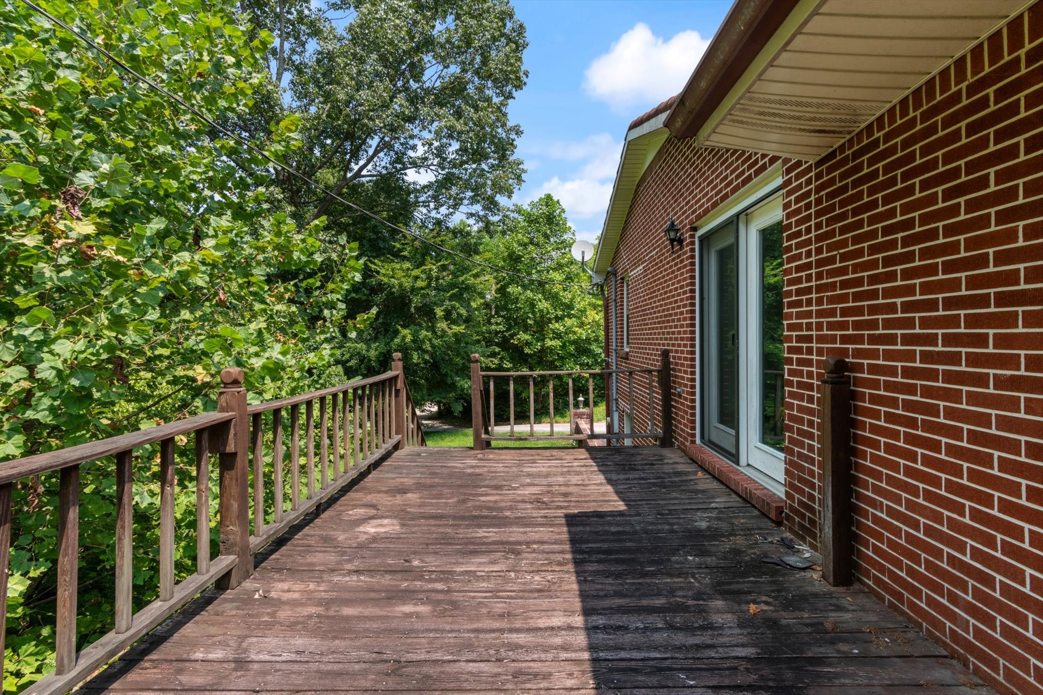 5429 Baxter Road Baxter, TN 38544 - Photo 32 of 36 a balcony with wooden floor