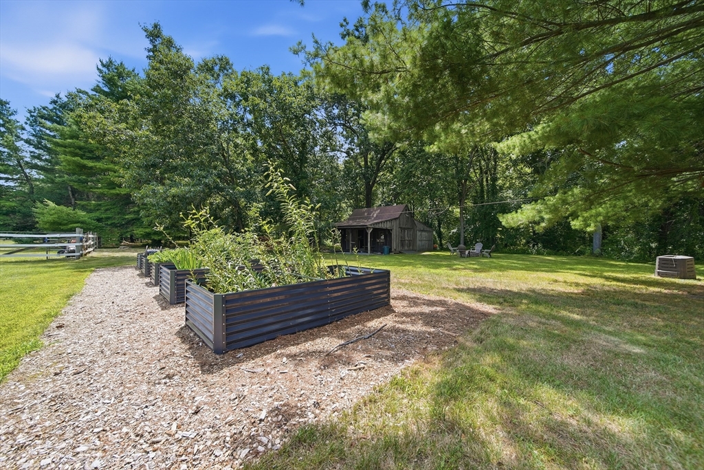 1394 Main Street Lancaster, MA 01523 - Photo 39 of 42