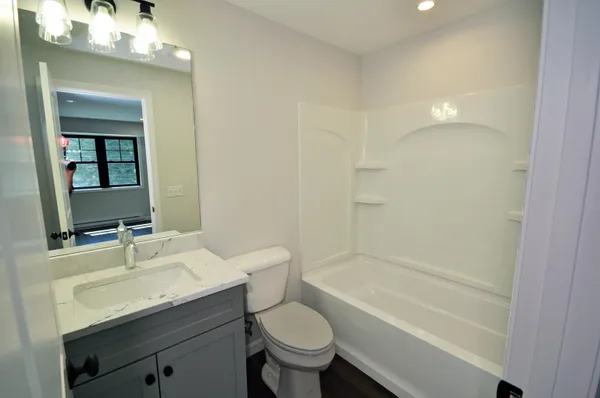 $479,900 | 40 B Beech Street, Unit B, Bristol, NH 03222