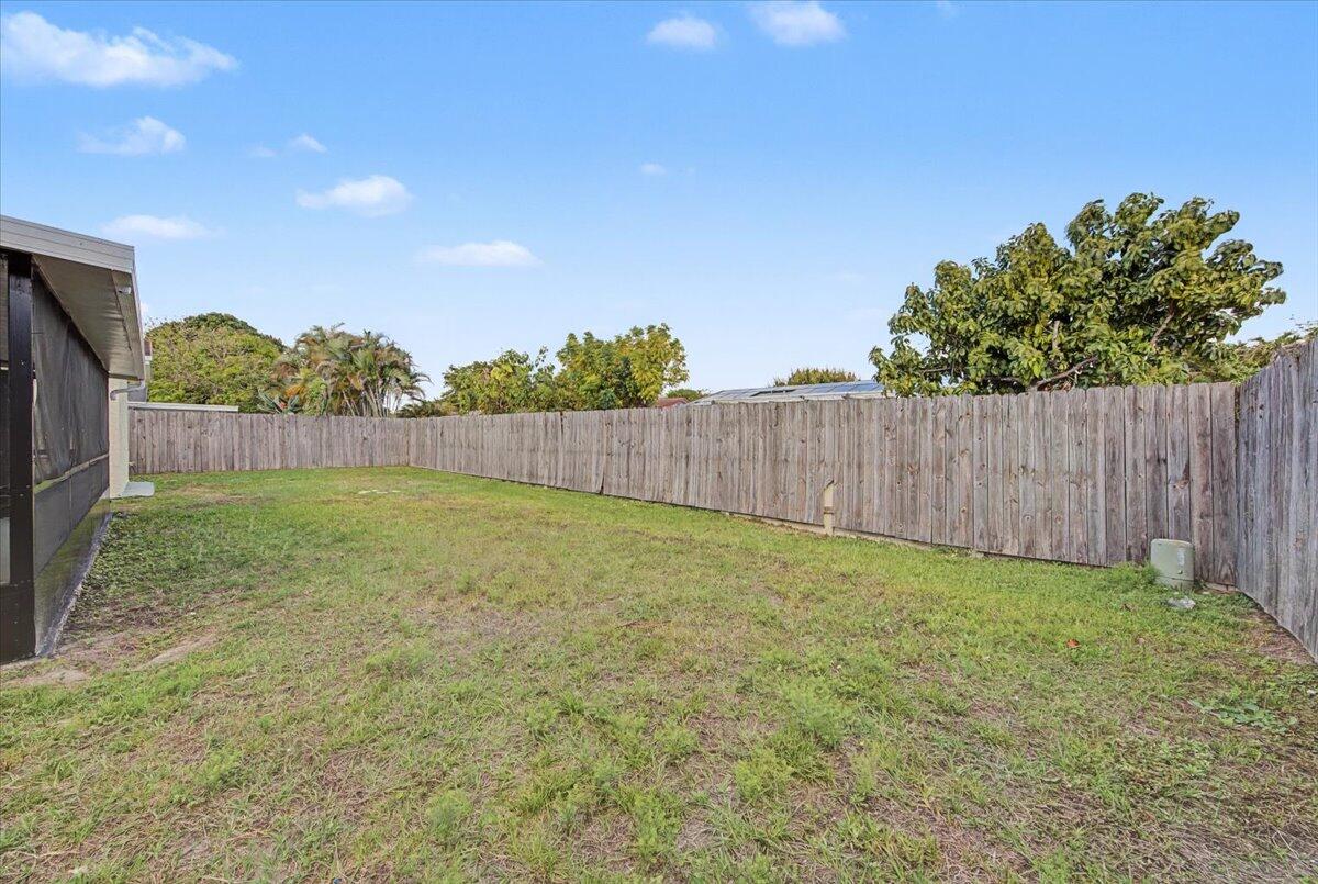 7781 Northwest 46th Street Lauderhill, FL 33351 - Photo 41 of 42 a view of outdoor space and yard