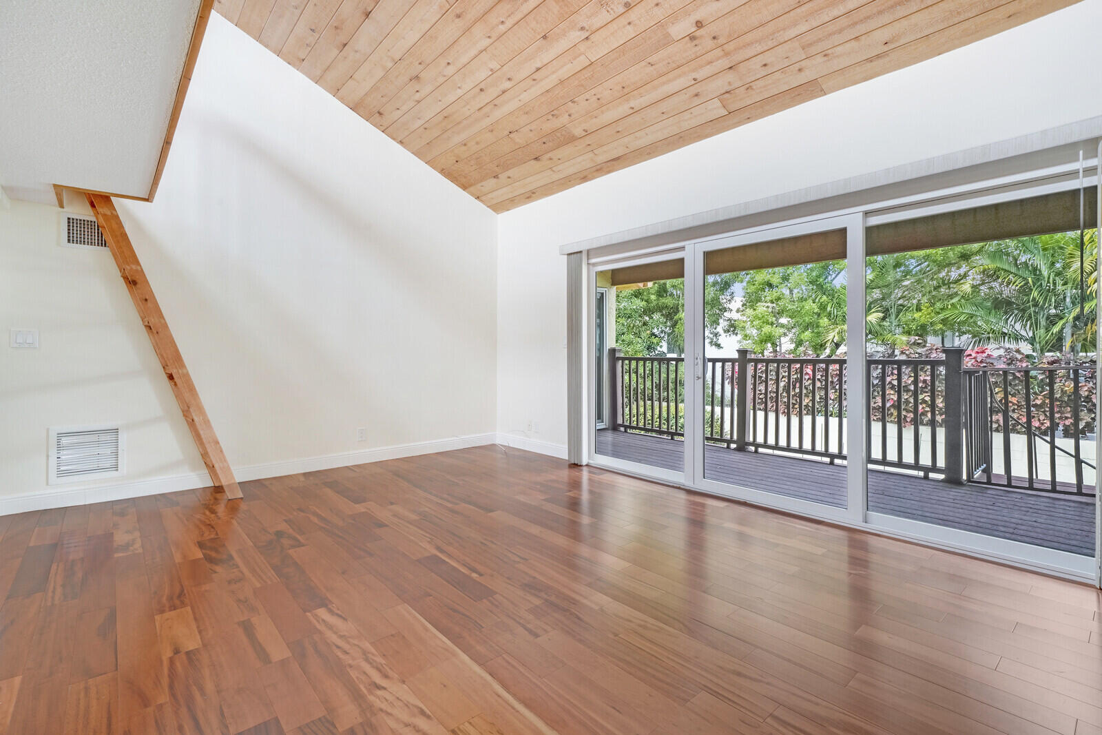 4177 Northwest 28th Way Boca Raton, FL 33434 - Photo 27 of 44 Master Bedroom