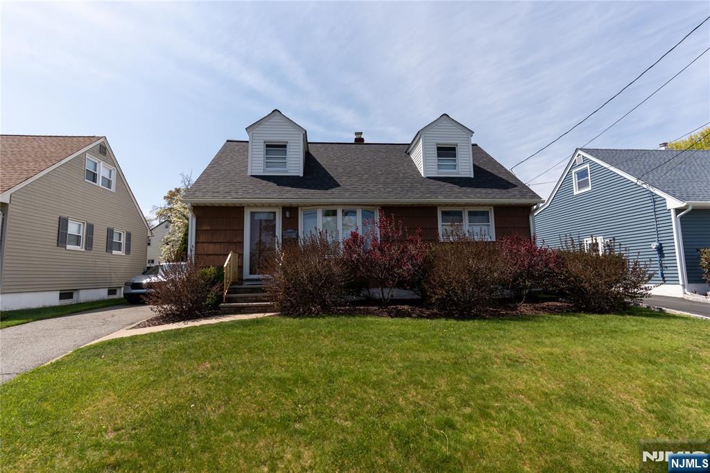 93 Brighton Road Clifton, NJ 07012 - Photo 1 of 32