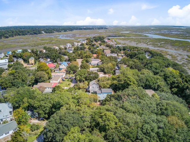 $899,990 | 1627 Wigeon Lane, Charleston, SC 29412