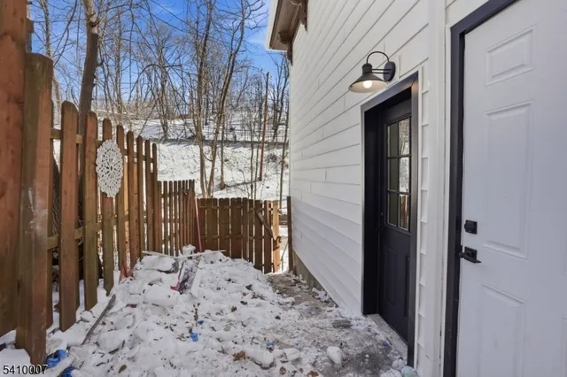 $389,900 | 164 York Street, Lambertville, NJ 08530