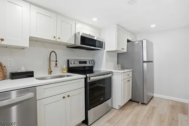 $389,900 | 164 York Street, Lambertville, NJ 08530