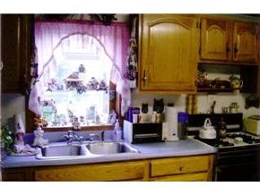 27 Ritter Street Nashua, NH 03060 - Photo 4 of 4