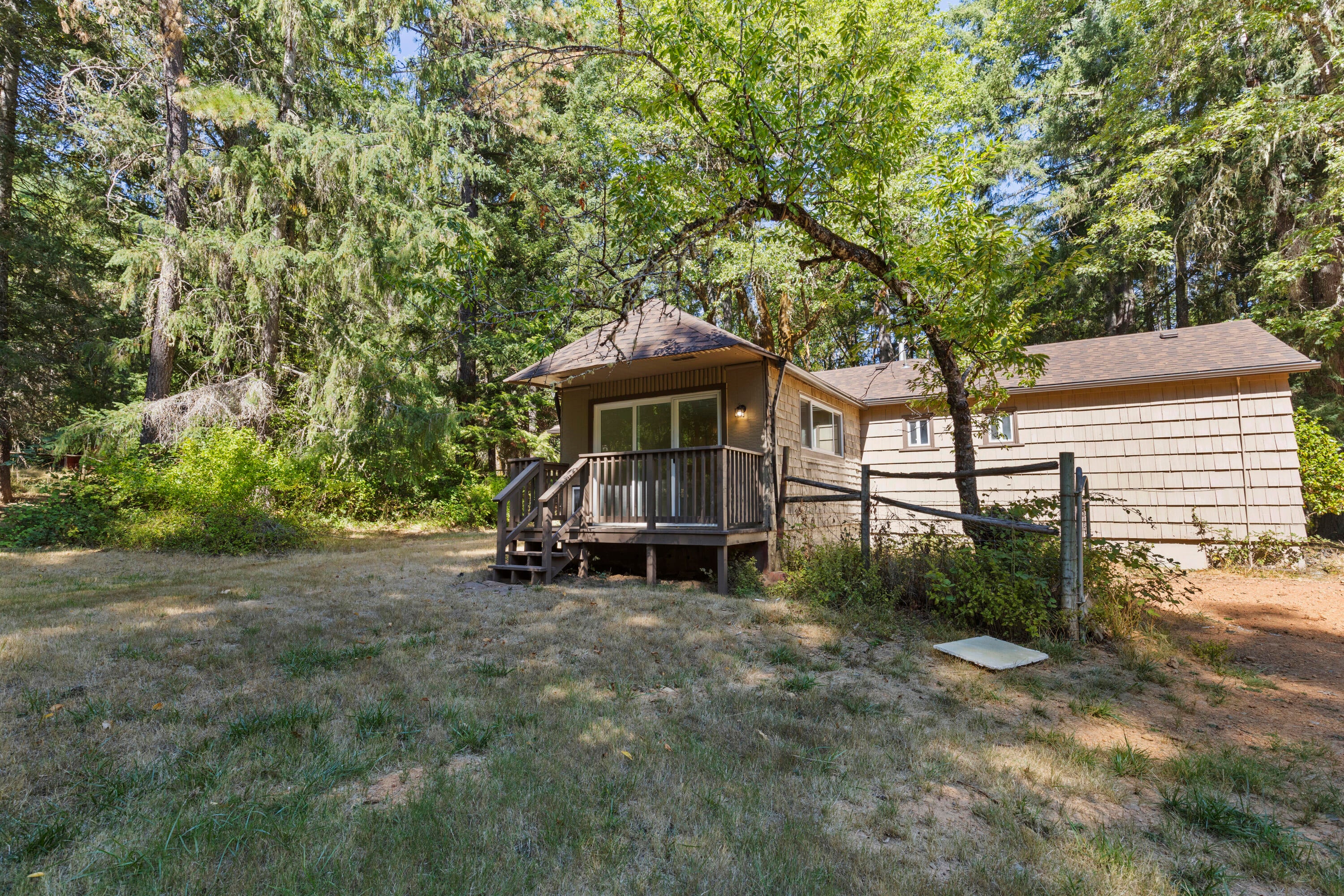 1955 Thompson Creek Road Selma, OR 97538 - Photo 20 of 36 1955 Thompson Creek 19