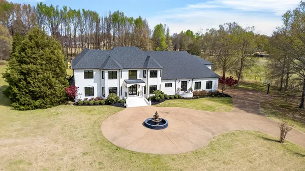 $1,595,000 | 9376 Forest Wind Cove, Collierville, TN 38017