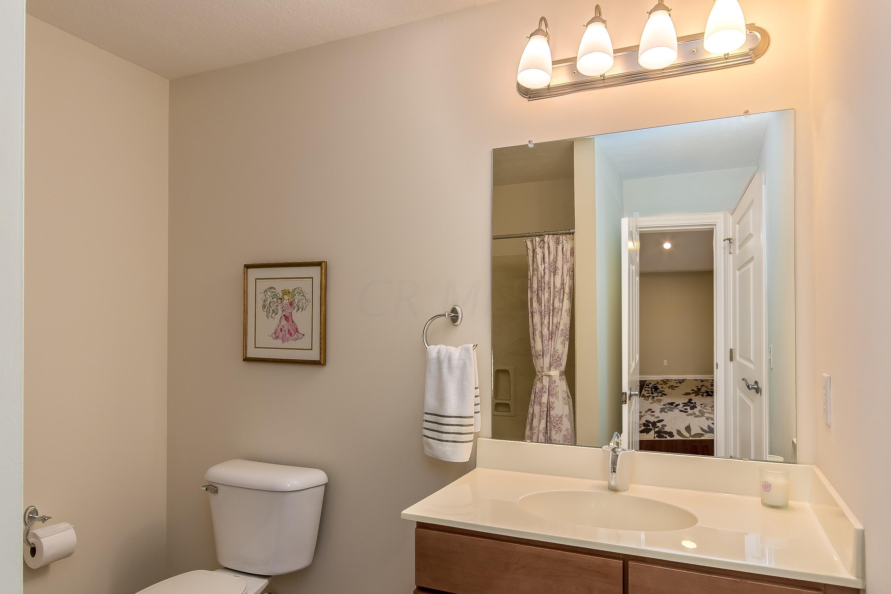 4892 Rays Circle Dublin, OH 43016 - Photo 3 of 25 Gallery Image 3