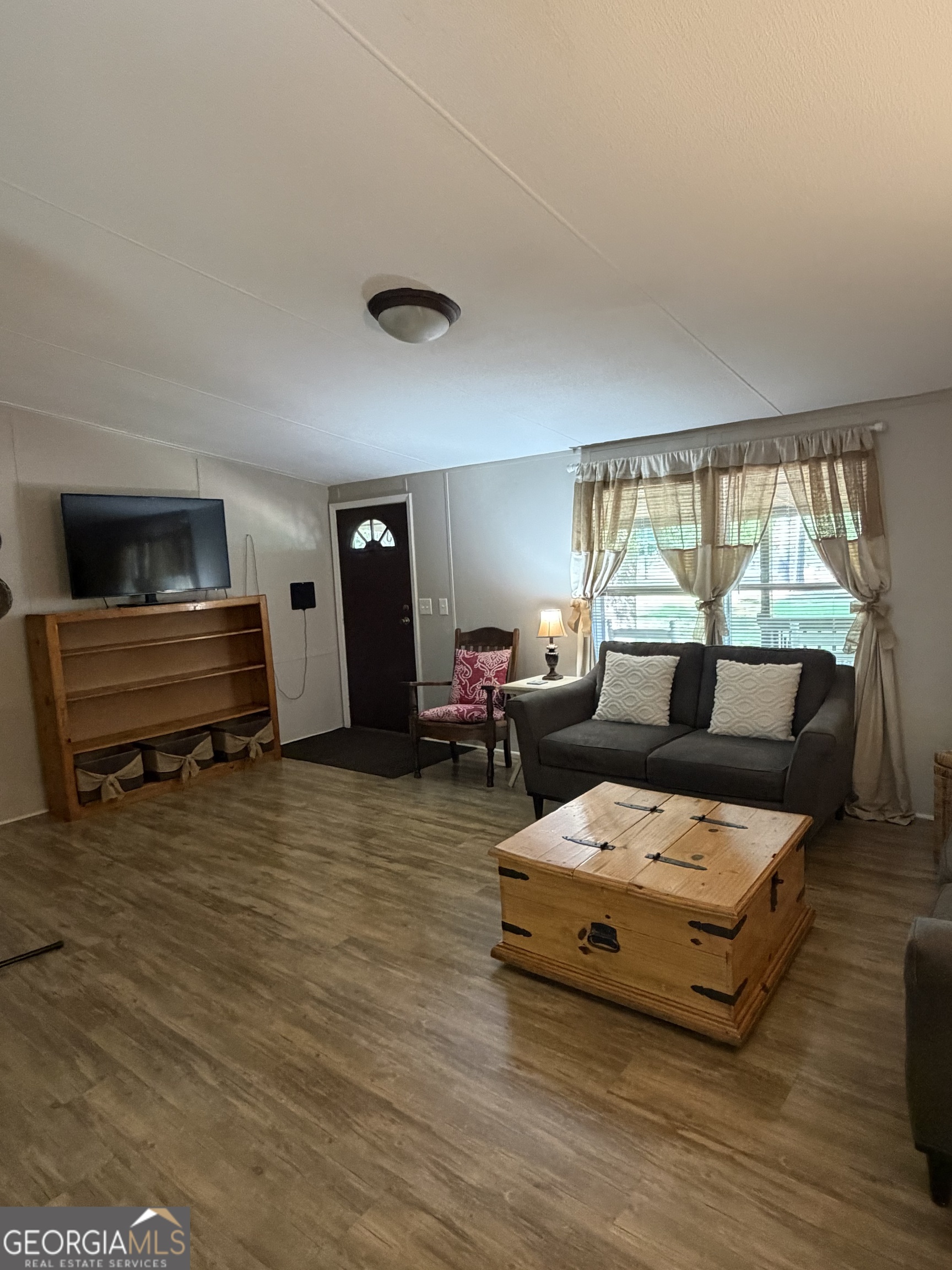 1424 Al Roberts Road Senoia, GA 30276 - Photo 9 of 23