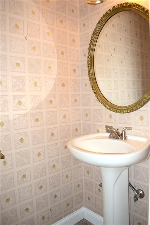 131 McIntyre Road Pittsburgh, PA 15237 - Photo 13 of 25 Powder Room