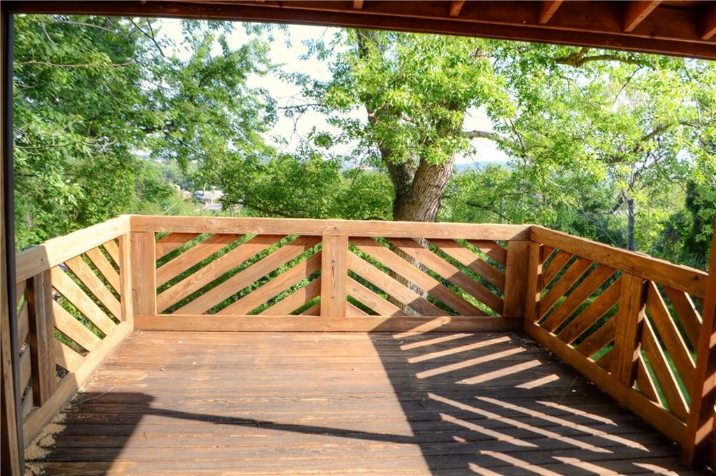 131 McIntyre Road Pittsburgh, PA 15237 - Photo 22 of 25 Partially covered deck