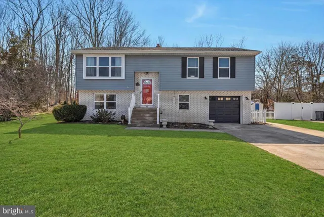 $399,900 | 13 Woodshire Drive, Sicklerville, NJ 08081