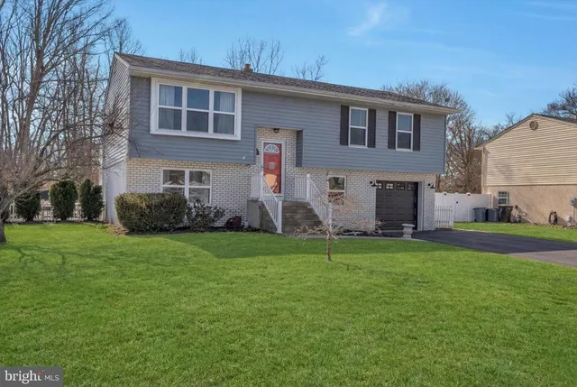 $399,900 | 13 Woodshire Drive, Sicklerville, NJ 08081