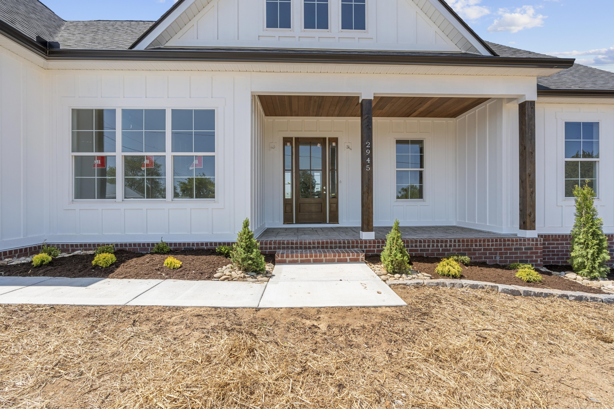 2945 Cane Creek Road Cookeville, TN 38506 - Photo 6 of 15 a front view of a house