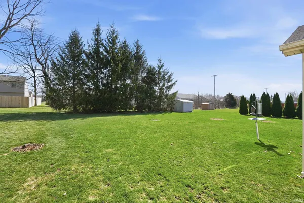 $273,500 | 1404 Virginia Lane, Auburn, IN 46706