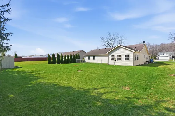 $273,500 | 1404 Virginia Lane, Auburn, IN 46706