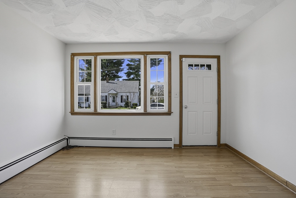 71 Pickering Avenue Bellingham, MA 02019 - Photo 15 of 27