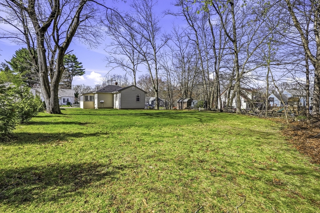 71 Pickering Avenue Bellingham, MA 02019 - Photo 25 of 27
